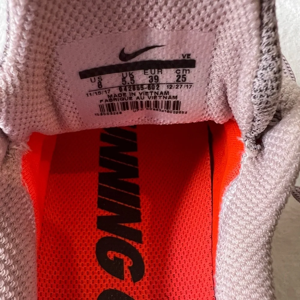 Nike Zoom Pegasus 35 size 8 light pink. New without tags, never worn. - Picture 5 of 6